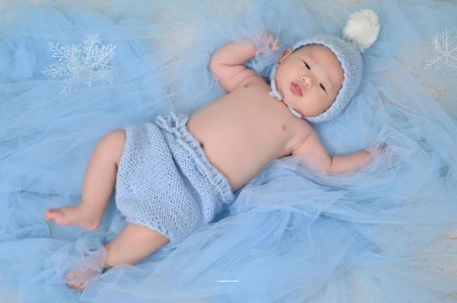 甘孜宝宝睡觉摇头